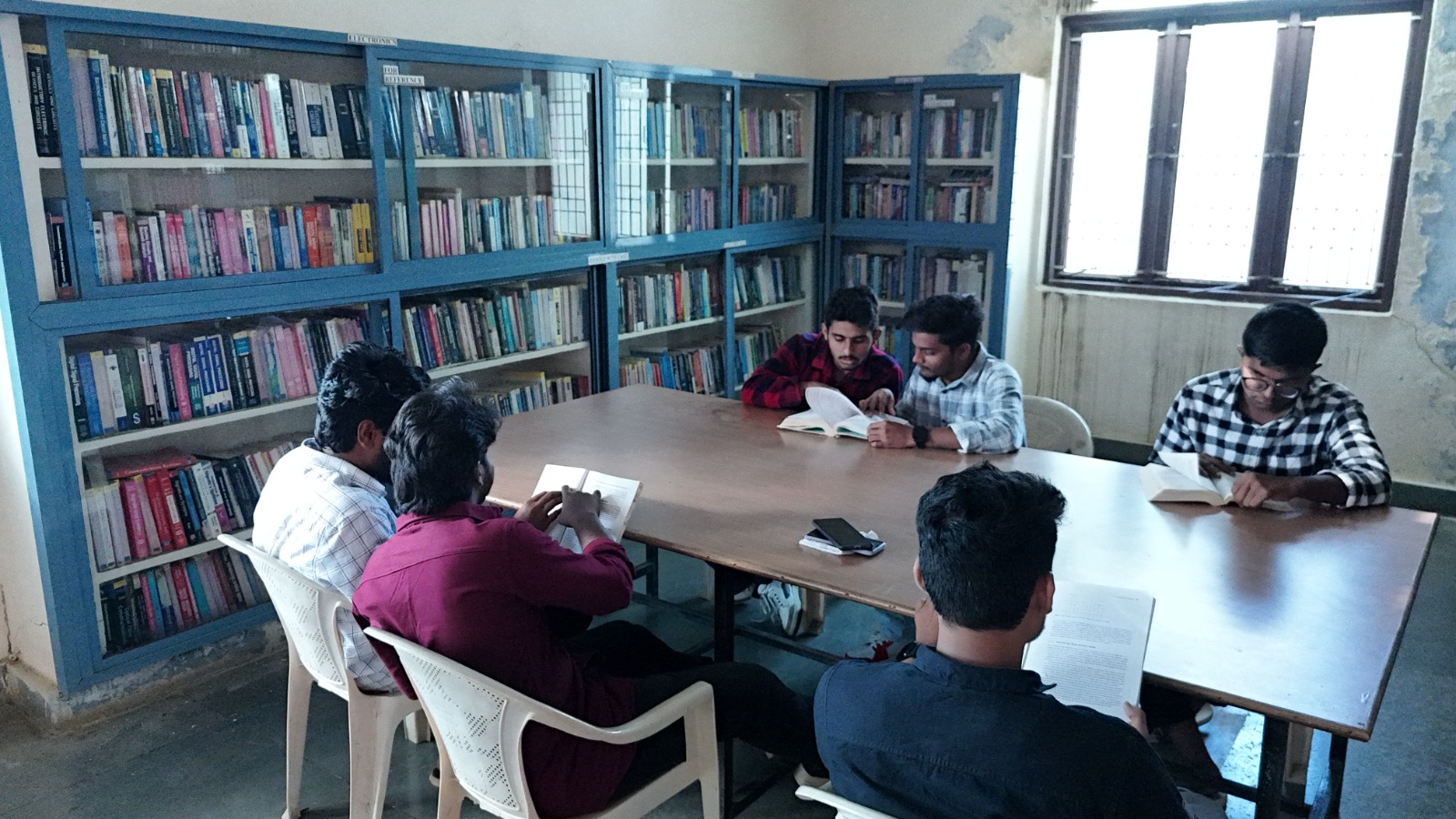 vijaya central-library